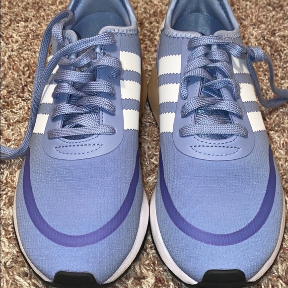 ADIDAS ladies shoes - Picture 3 of 3